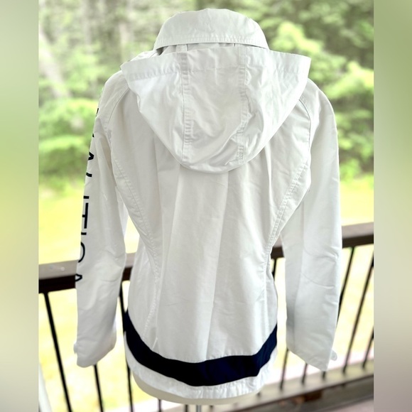 Nautica White Size Large Raincoat Windbreaker Jacket Long Sleeve Hood - Picture 6 of 13